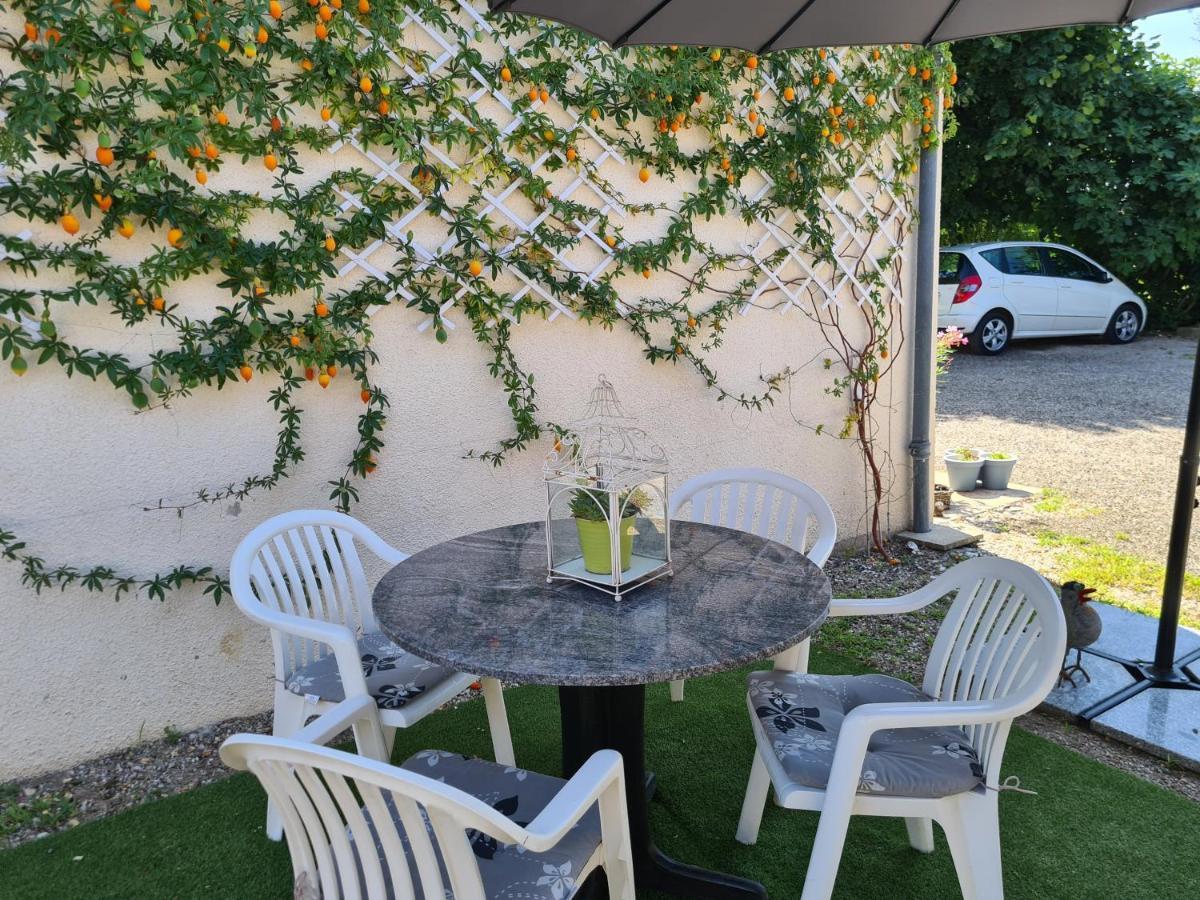 Bed and Breakfast Le Coq en Repos Saint-Sylvestre-sur-Lot Exterior foto