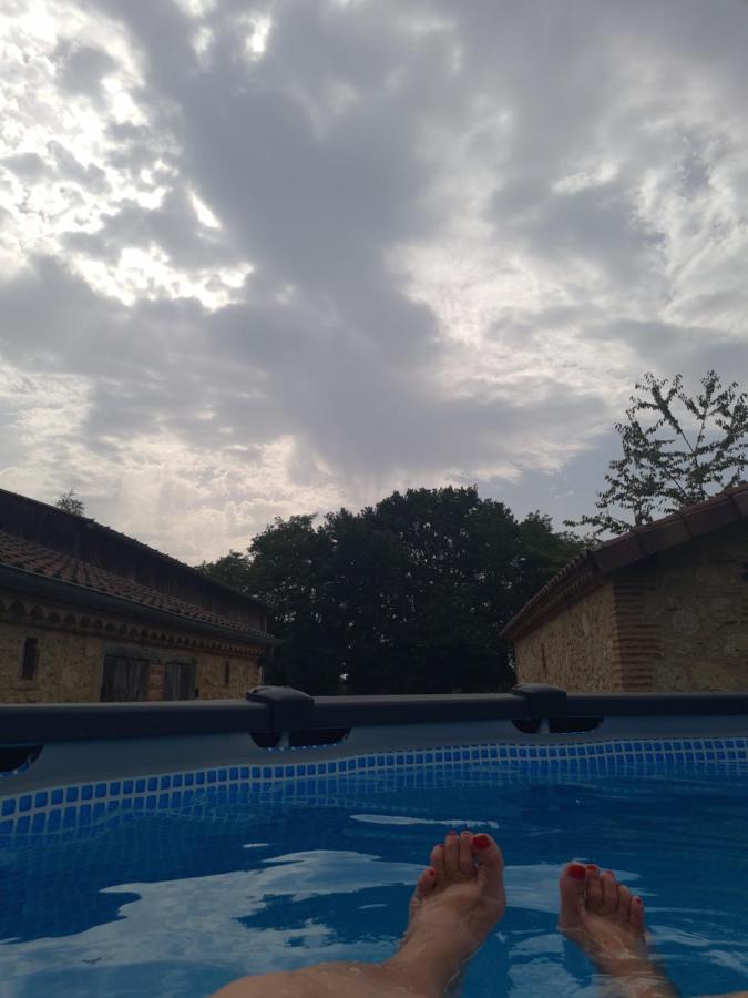 Bed and Breakfast Le Coq en Repos Saint-Sylvestre-sur-Lot Exterior foto